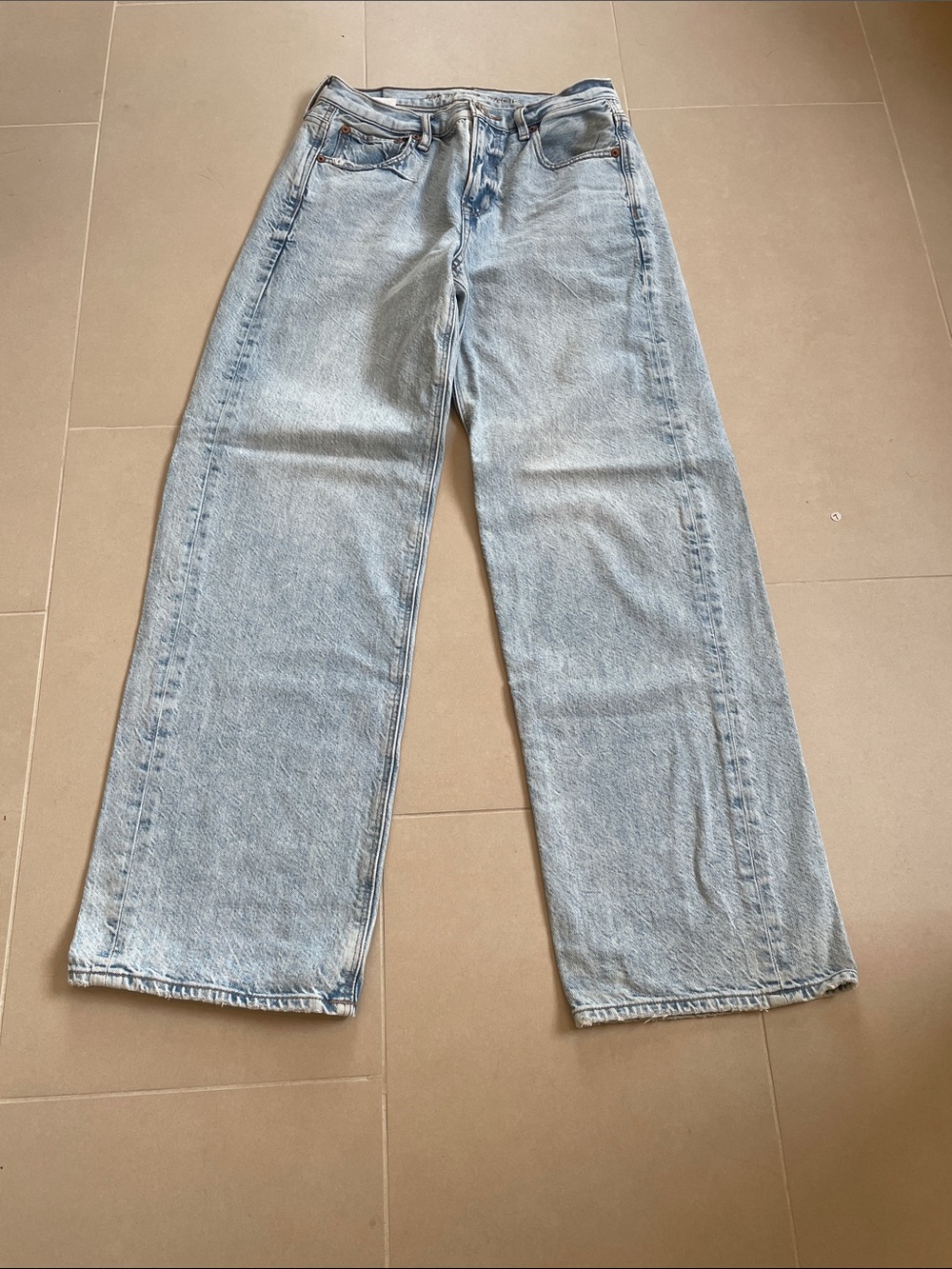American Eagle Outfitters Light Blue Low Rise Wide-Leg Women's Jeans